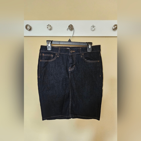 Old Navy Denim skirt size 6 - Picture 3 of 5